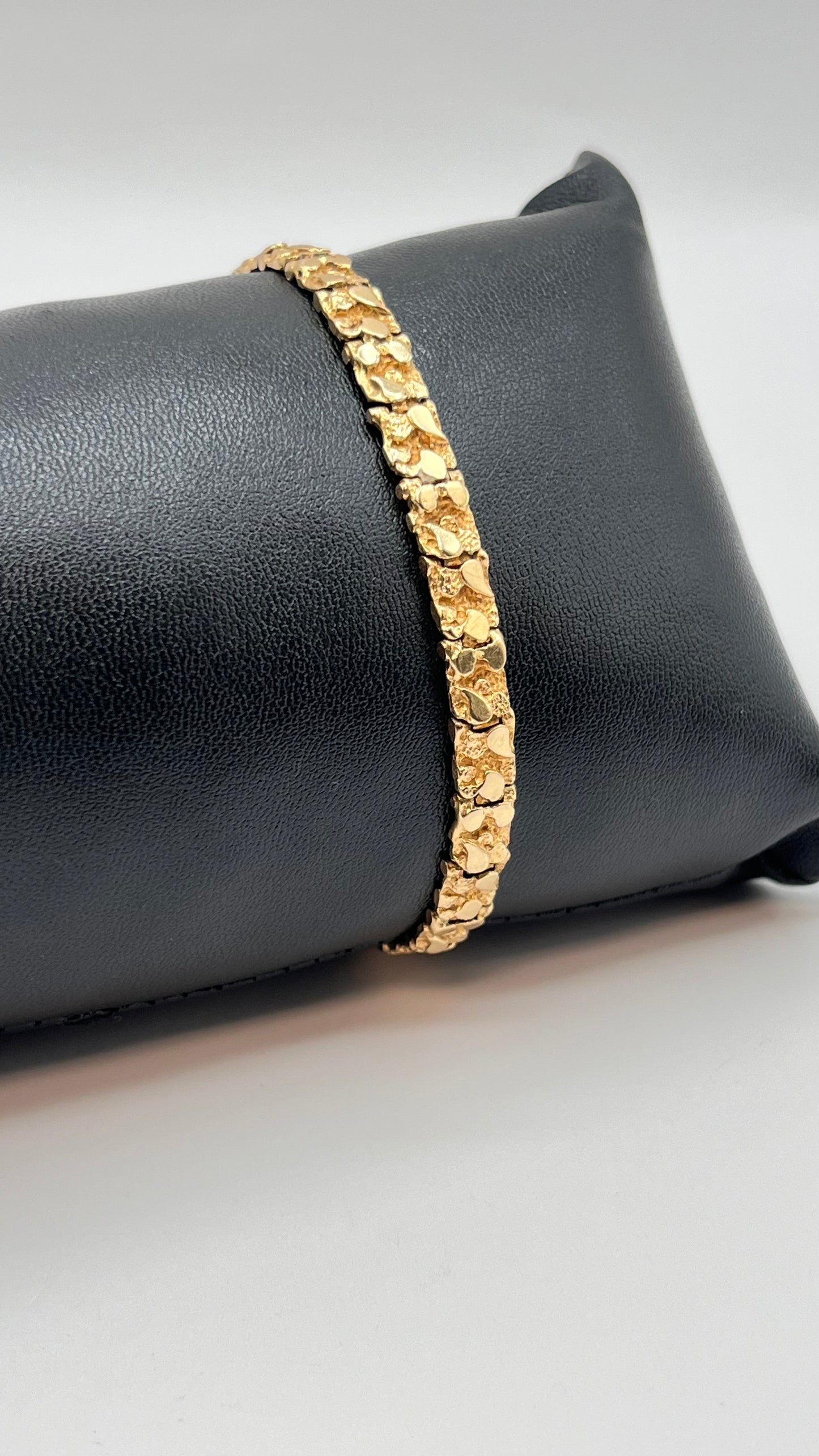 Vintage Gorgeous 14K Solid Gold Textured Nugget Bars Links Tennis Bracelet 6