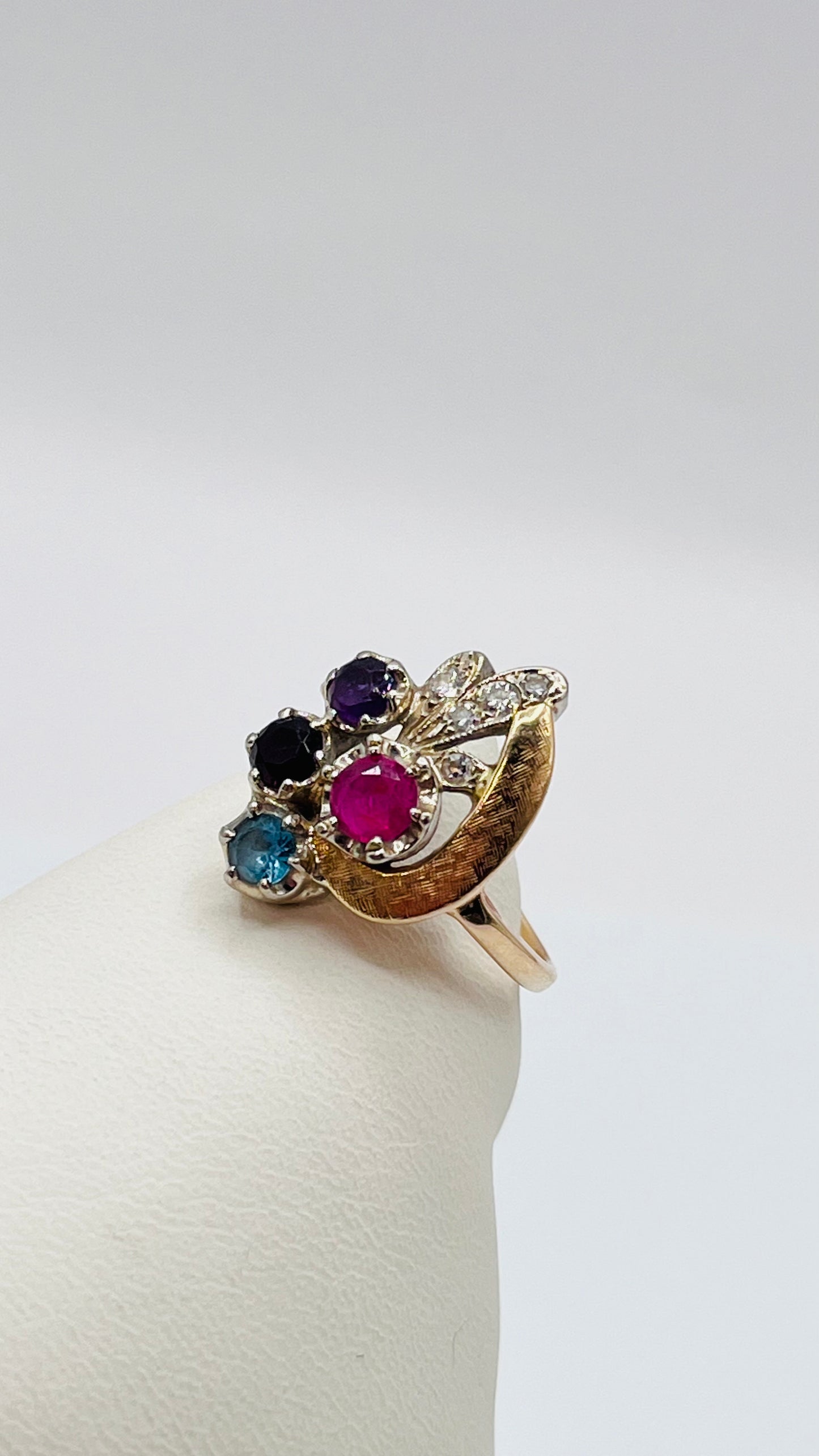 Antique 14K Gold Estate Cocktail Ring Multi Stone Sapphire Ruby Diamond 4