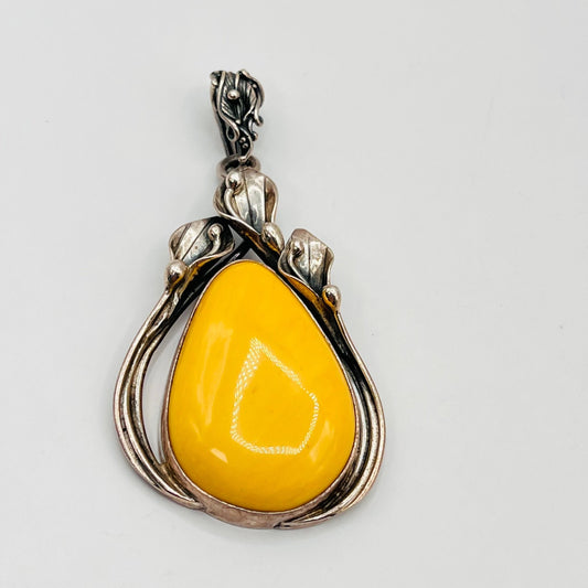 SZ Vintage 925 Sterling Silver Teardrop Baltic Yellow Yoke Amber Lily Frame Pendant 1