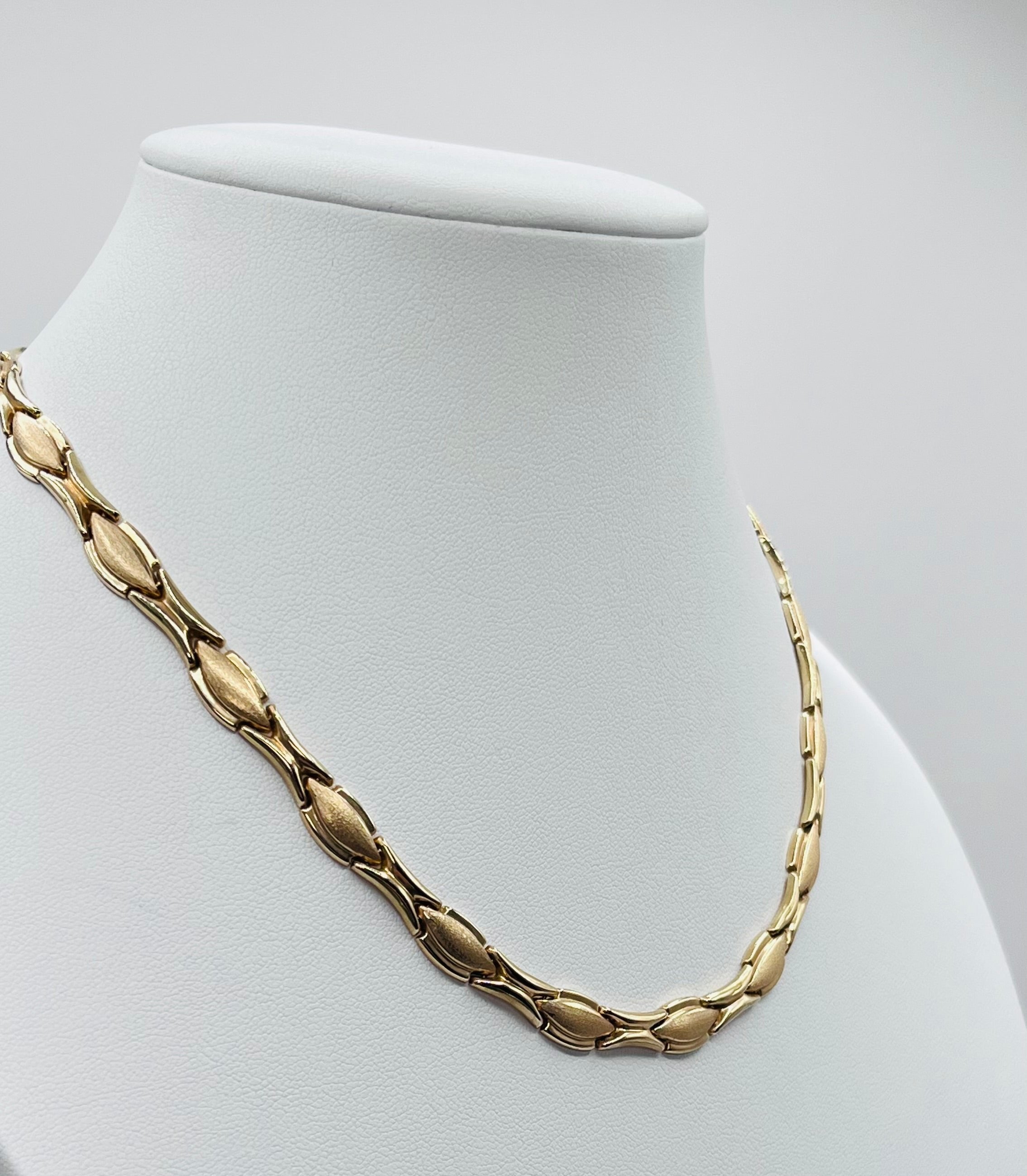 VINTAGE 14k 585 solid gold popular necklace chain