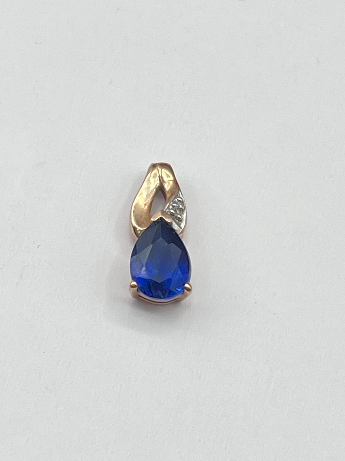 Vintage 10K Solid Gold Blue Sapphire Diamonds Pear Teardrop Pendant 3