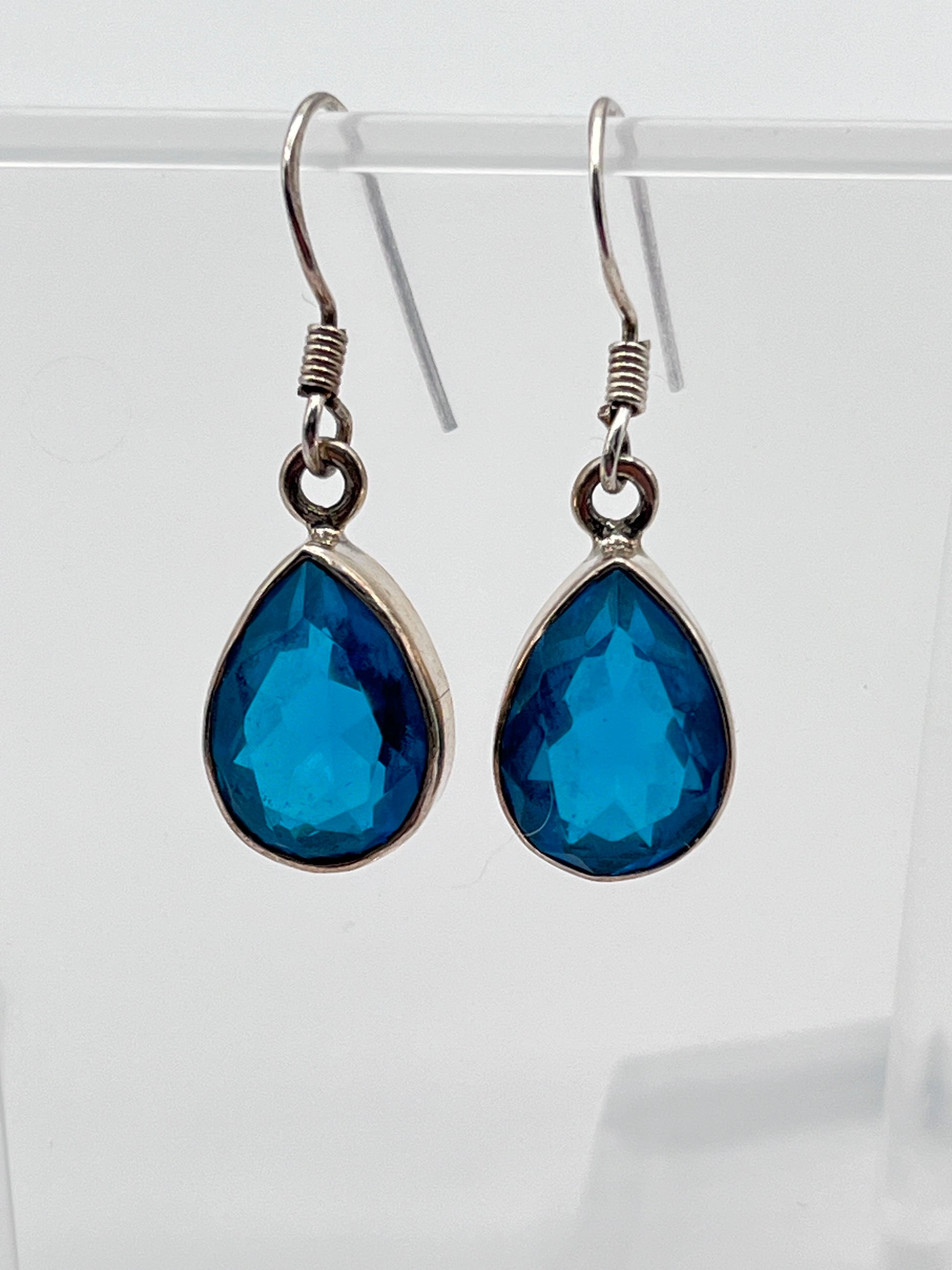 Vintage Sterling Silver 925 Dangle Earrings Blue Topaz Aquamarine Tone Teardrop Faceted Bead 2