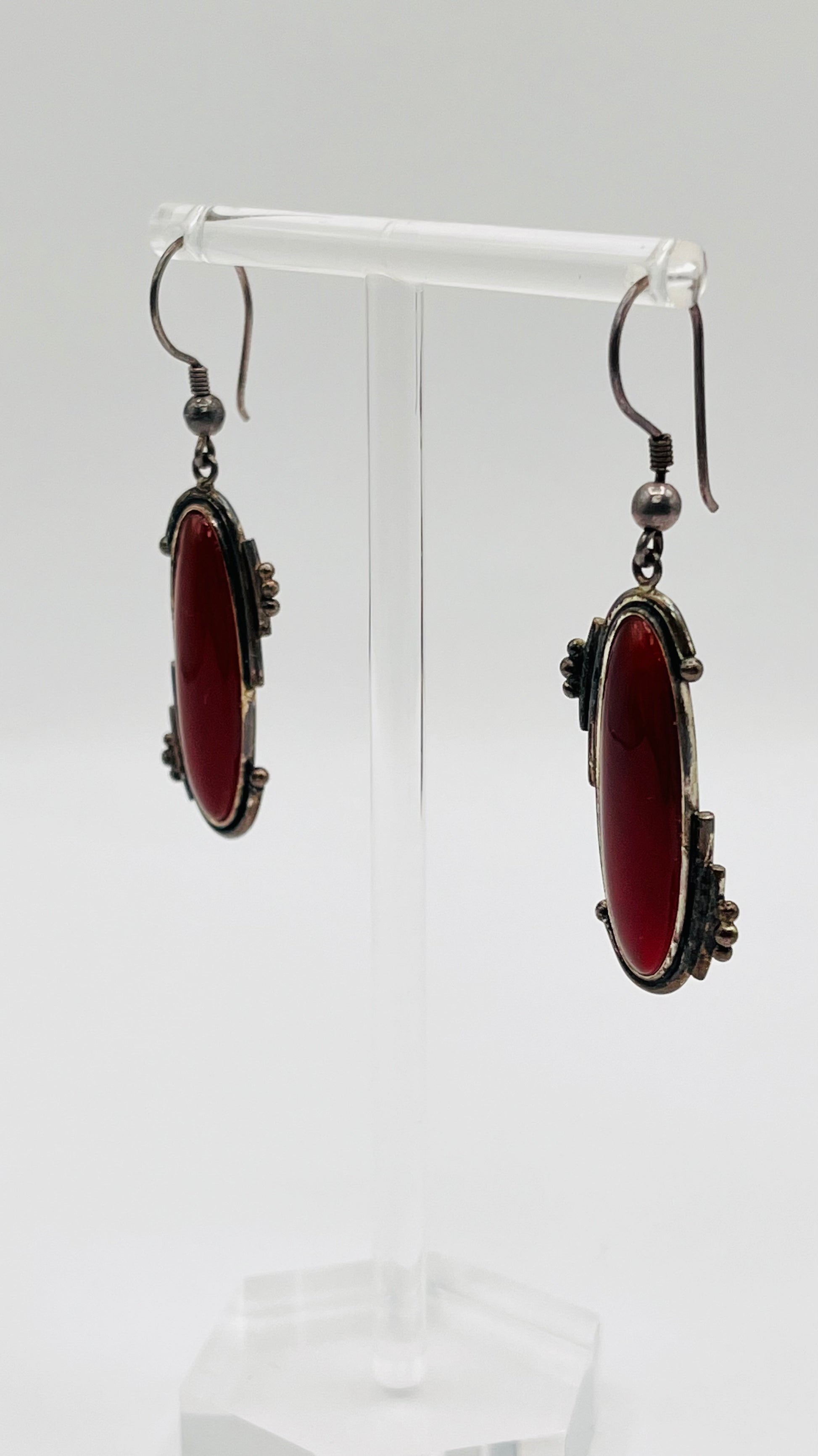 Vintage Sterling Silver 925 Dangle Hook Earrings Red Maroon Oval Carnelian Stone 3