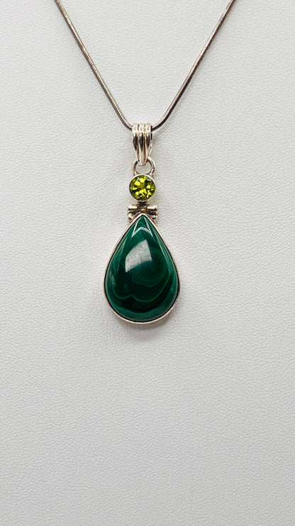 Elegant 925 Sterling Silver Green Teardrop Malachite Jadeite Pendant 2