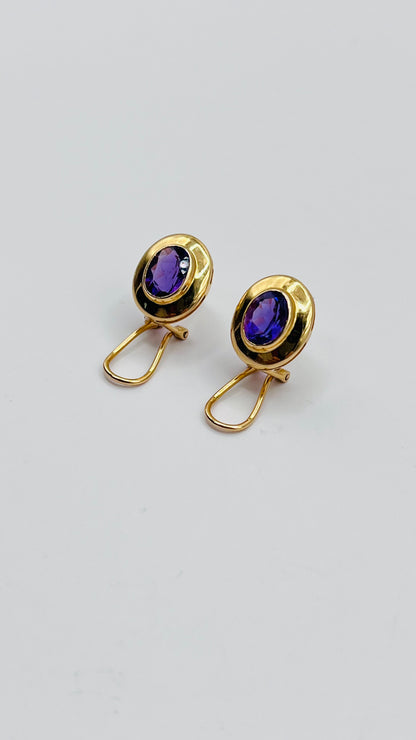 Vintage 18K Solid Yellow Gold Oval Stud Earrings Omega Back Amethyst Stone RARE 2