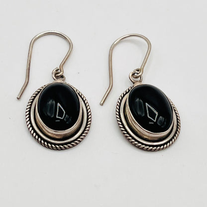 925 Sterling Silver Dangle Hook Stunning Earrings Oval Cabochon Black Onyx Twist Wire 1