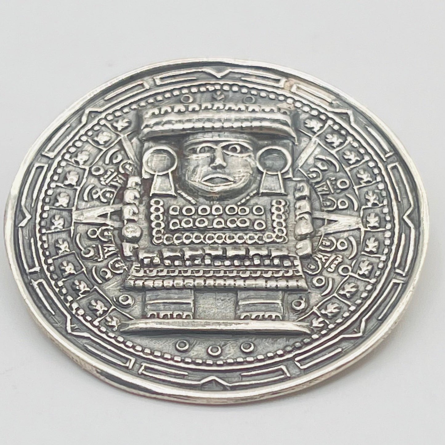 Vintage Mexico 925 Sterling Silver Aztec Mayan Warrior Round Pin Brooch Pendant  1