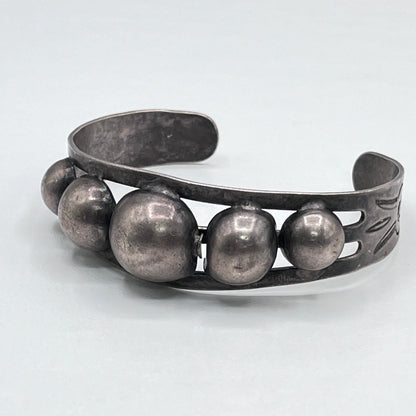 Vintage Native American Sterling Silver Cuff Bracelet No Stones 5 Silver Beads 1