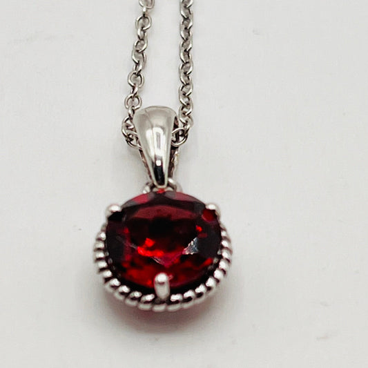 925 Sterling Silver Red Garnet Stone Round Pendant Link Chain Necklace 1